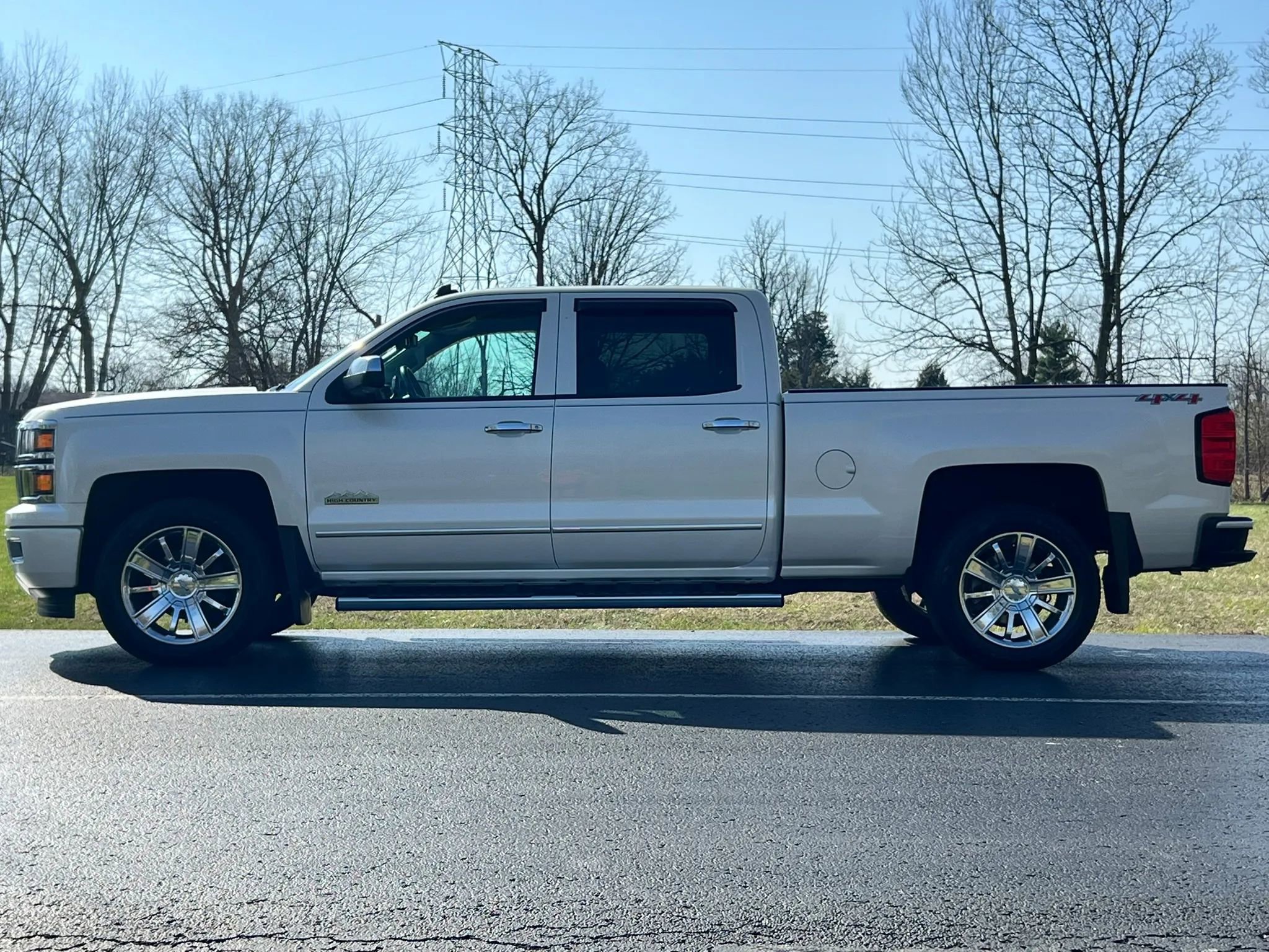 Used 2014 Chevrolet Silverado 1500 High Country w/ High Country Premium Package image 8