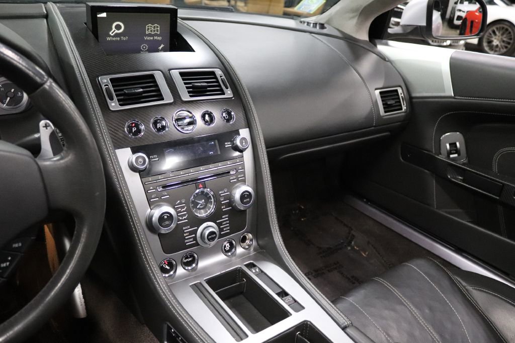 Used 2013 Aston Martin DB9 Volante image 30