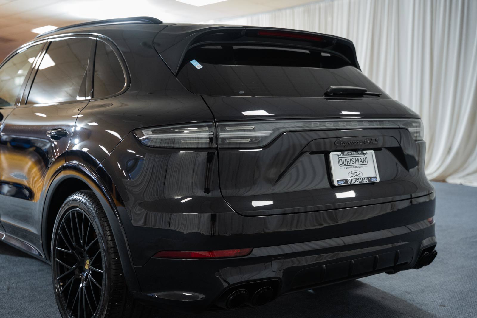 Used 2021 Porsche Cayenne GTS AWD/4WD image 6