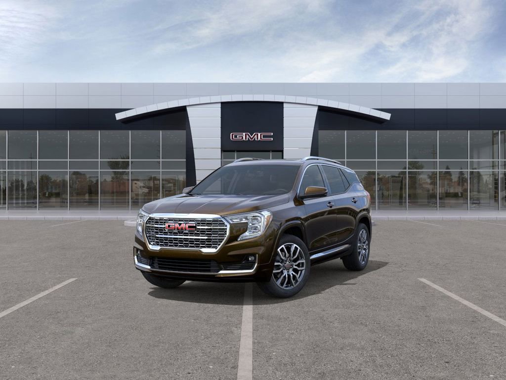 Used 2024 GMC Terrain Denali w/ Denali Premium Package image 8