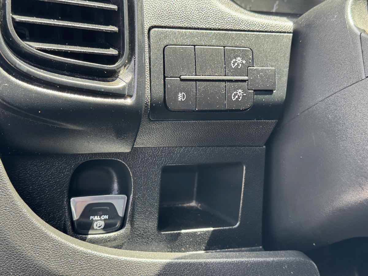 Used 2025 RAM ProMaster 2500 w/ Convenience Group FWD image 26