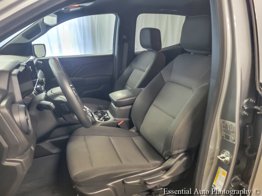 Used 2025 Chevrolet Colorado Trail Boss AWD/4WD image 8