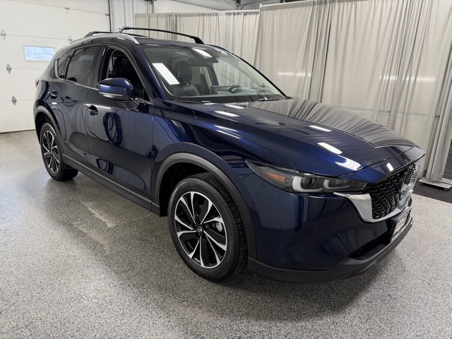 Used 2023 MAZDA CX-5 AWD 2.5 S w/ Premium Plus Pkg image 3