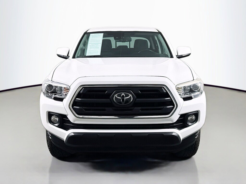 Used 2018 Toyota Tacoma SR5 image 8