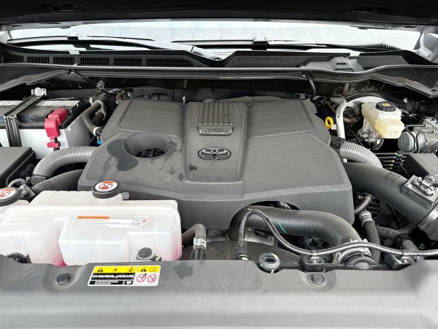 Used 2026 Toyota Tundra Limited w/ TRD Off-Road Package AWD/4WD image 26