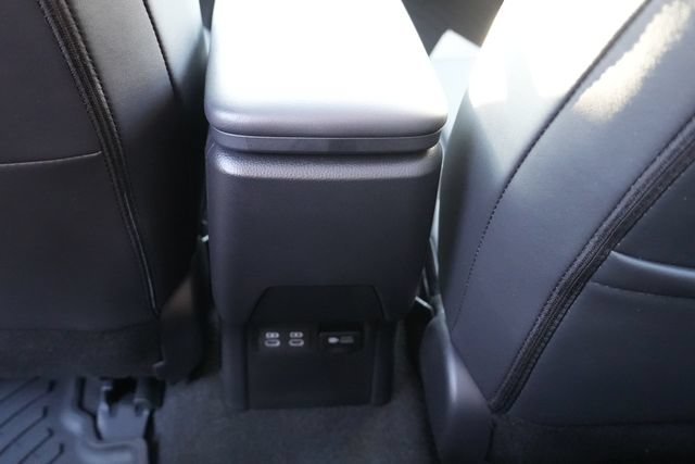 Used 2026 Toyota Prius Plug-In Hybrid FWD image 17