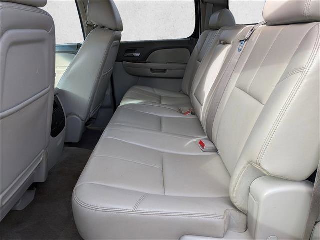 Used 2014 Chevrolet Silverado 2500 LTZ w/ LTZ Plus Package AWD/4WD image 17