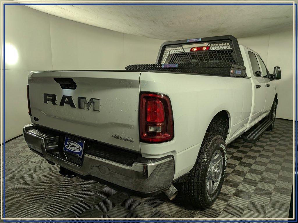 New 2026 RAM 2500 Tradesman AWD/4WD image 7