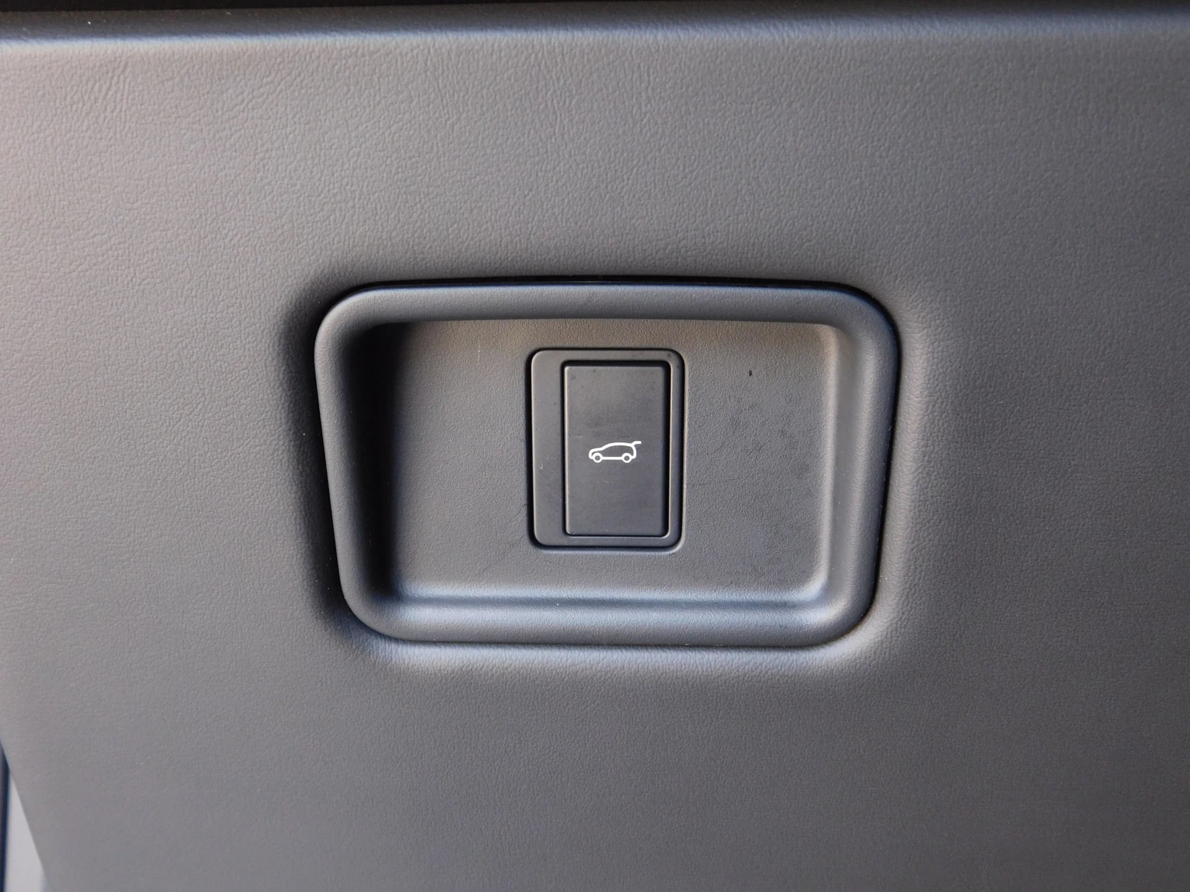 Used 2025 Land Rover Range Rover Sport SE AWD/4WD image 27