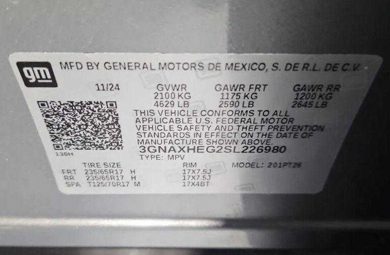Used 2025 Chevrolet Equinox LT FWD image 18