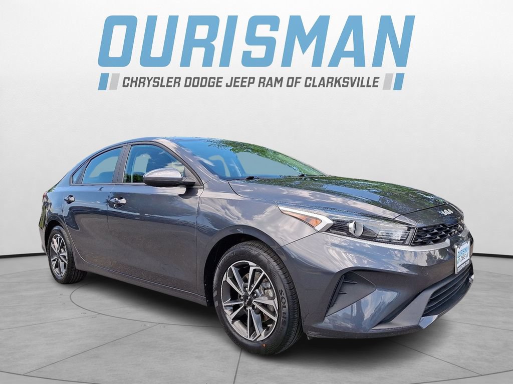 Used 2023 Kia Forte LXS FWD video 1