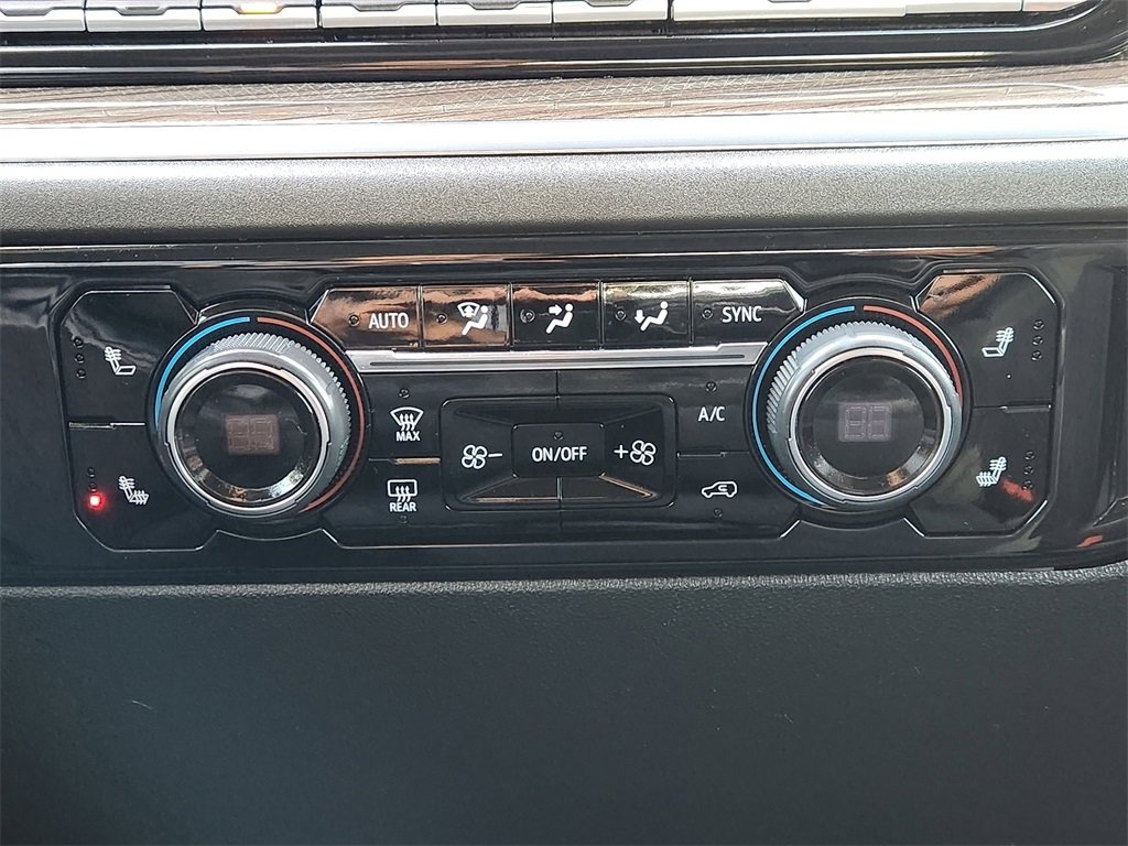 Used 2024 Chevrolet Silverado 1500 LT image 20