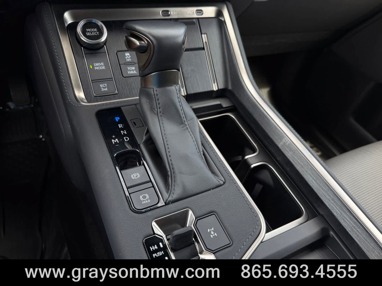 Used 2024 Lexus GX 550 w/ Accessory Package (2T) AWD/4WD image 30
