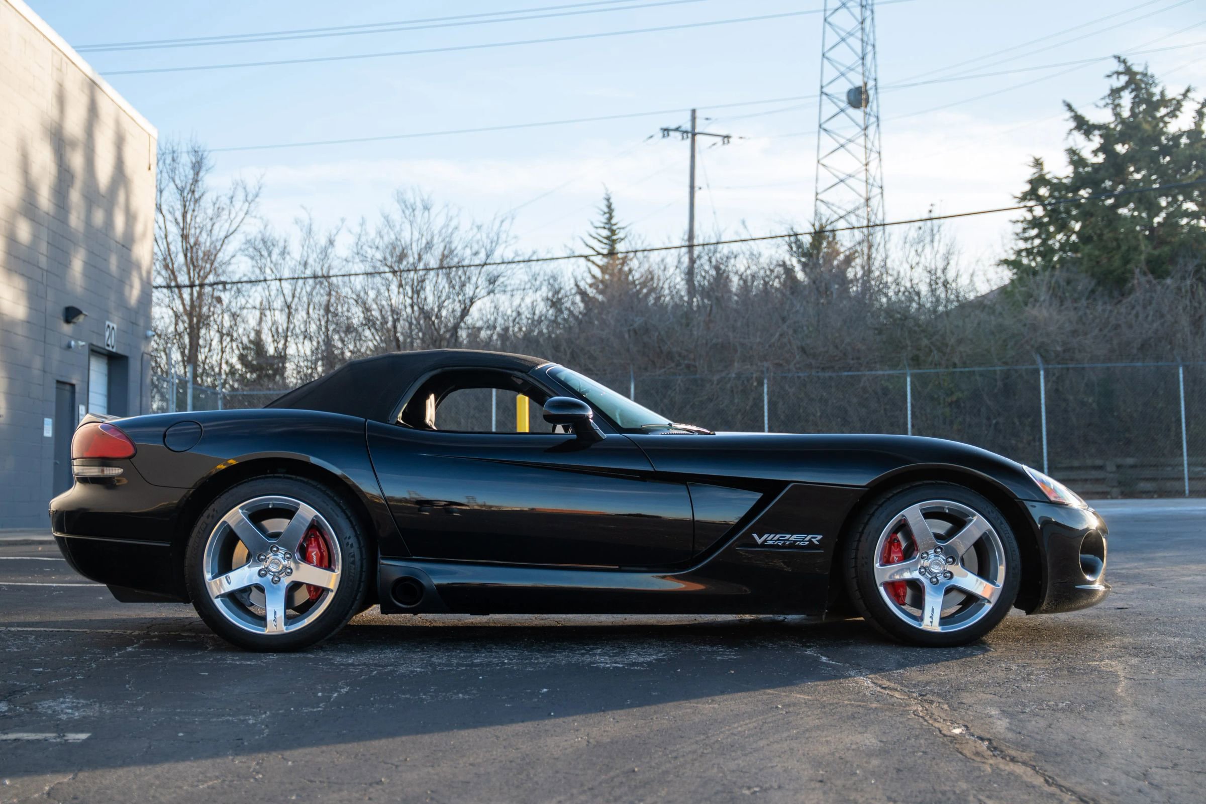 Used 2006 Dodge Viper SRT-10 image 9