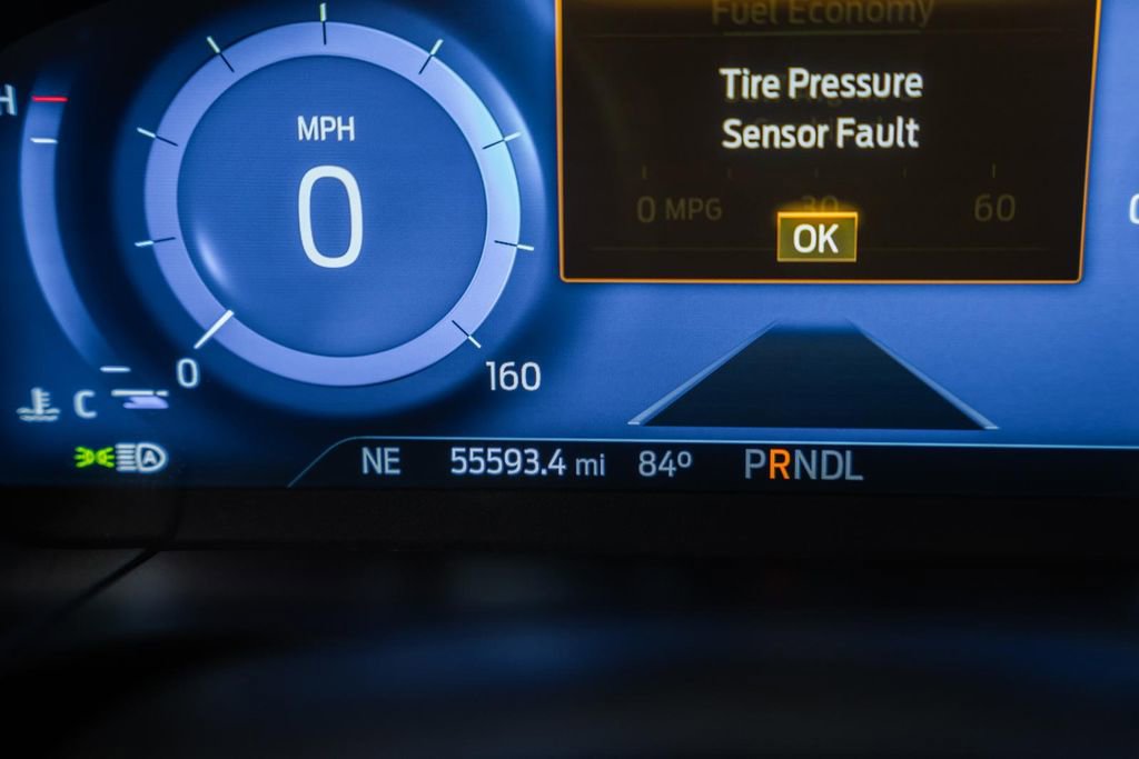 Used 2020 Ford Escape Titanium AWD/4WD image 45