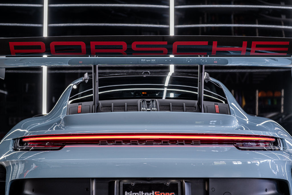 Used 2024 Porsche 911 GT3 RS RWD image 23
