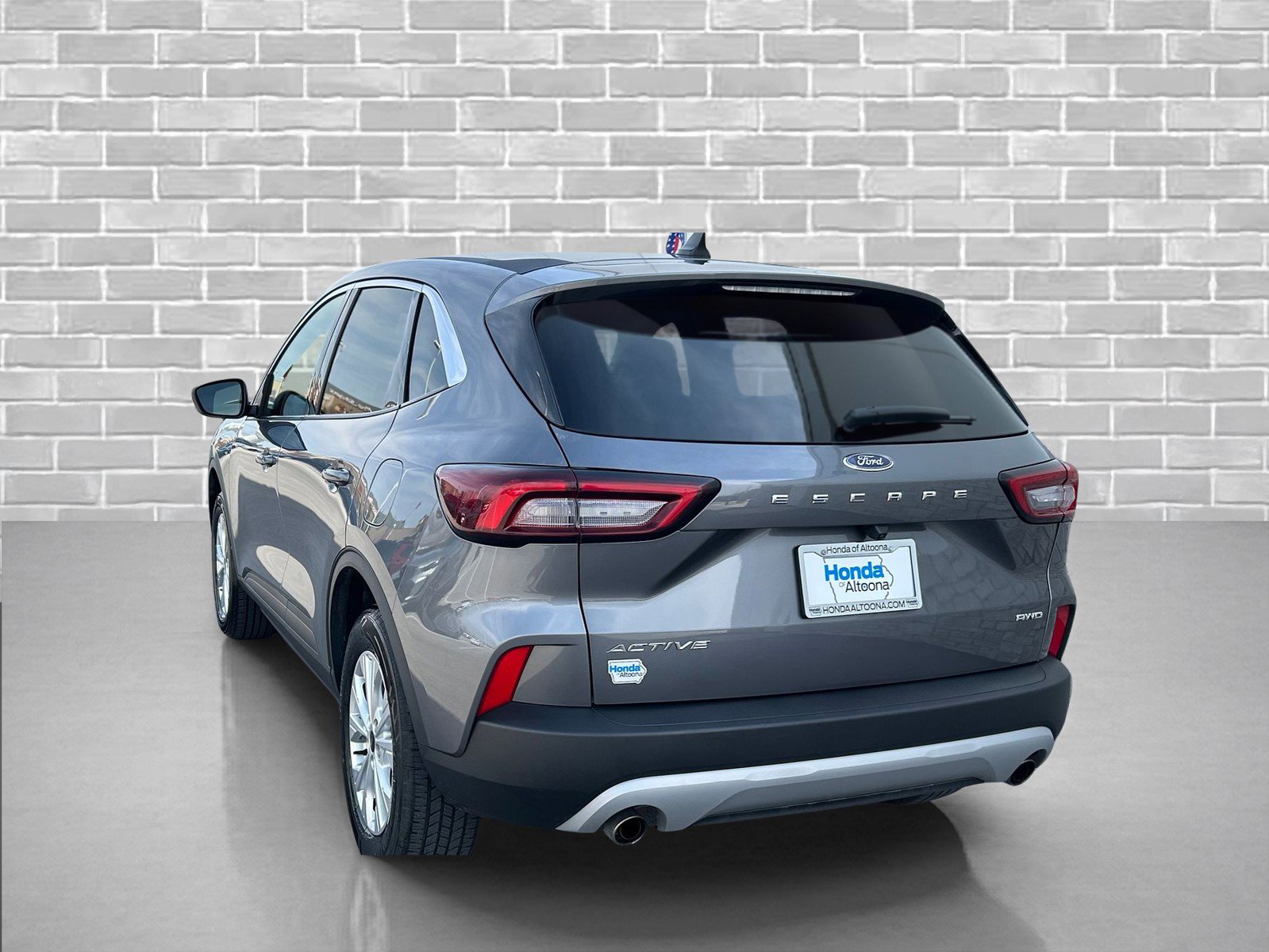 Used 2024 Ford Escape Active image 3