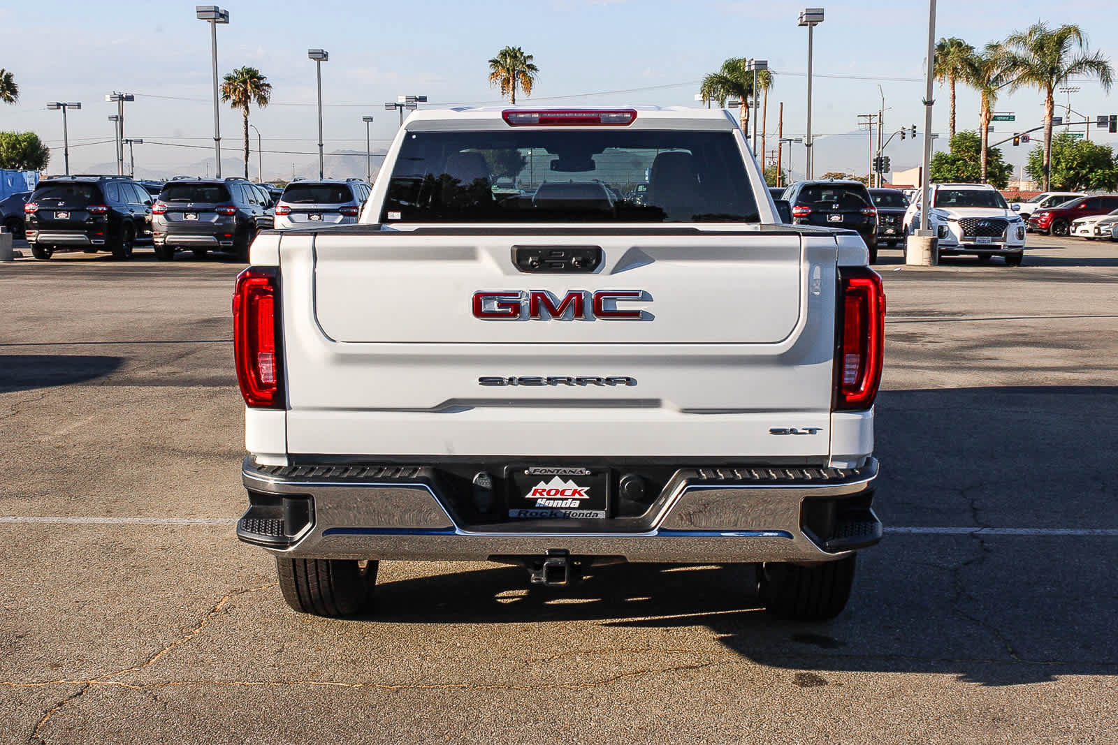 Used 2022 GMC Sierra 1500 SLT w/ SLT Premium Package AWD/4WD image 7