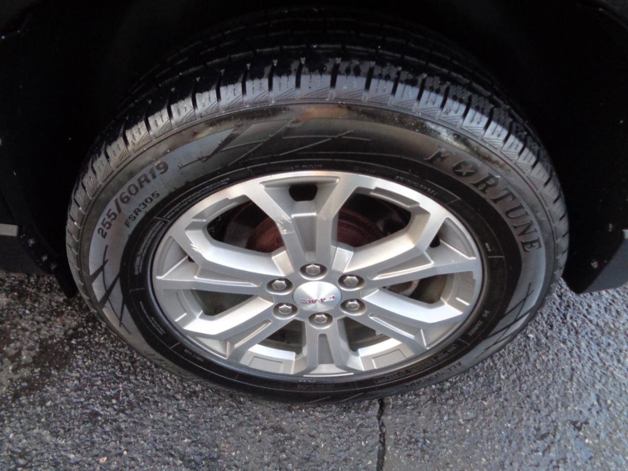 Used 2016 GMC Acadia SLT image 31