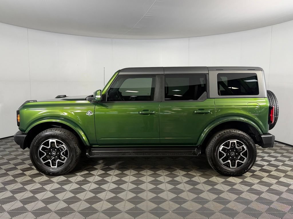 Used 2025 Ford Bronco Outer Banks AWD/4WD image 5