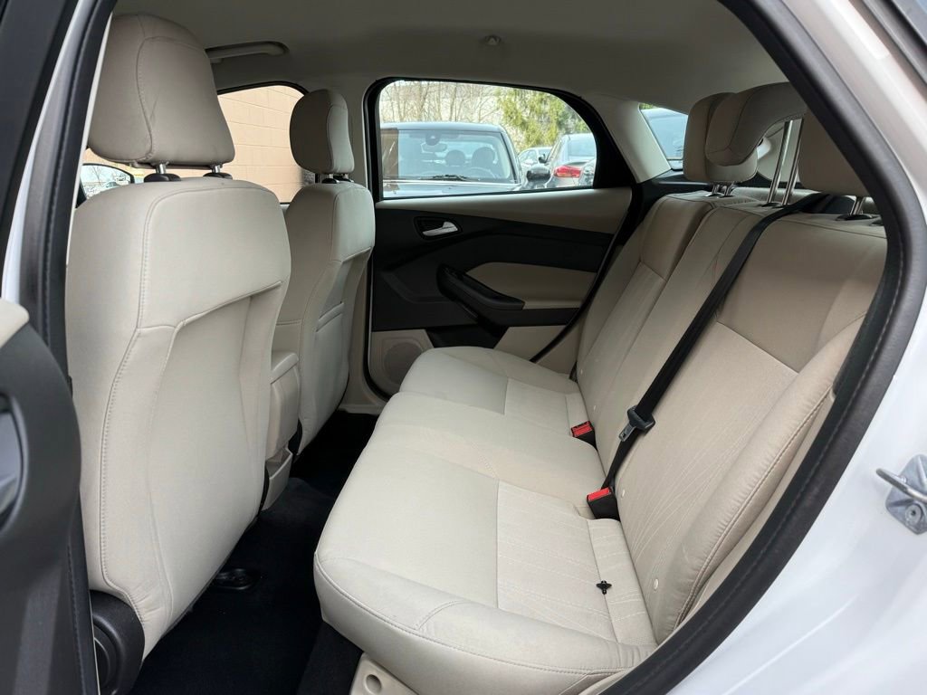 Used 2018 Ford Focus SE image 12