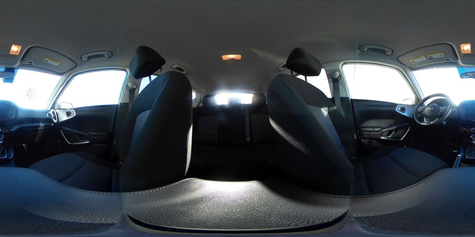 Used 2025 Kia Soul LX w/ LX Technology Package image 44