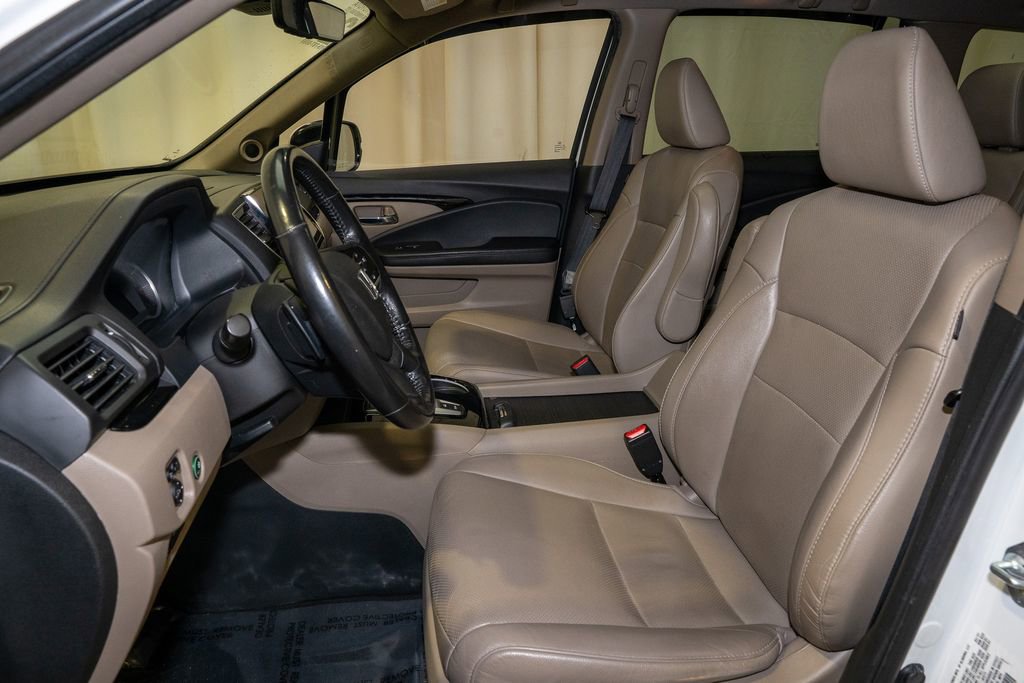 Used 2021 Honda Pilot Elite image 15