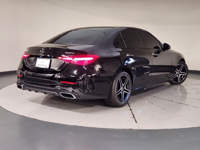 Used 2023 Mercedes-Benz C 300 4MATIC Sedan image 2