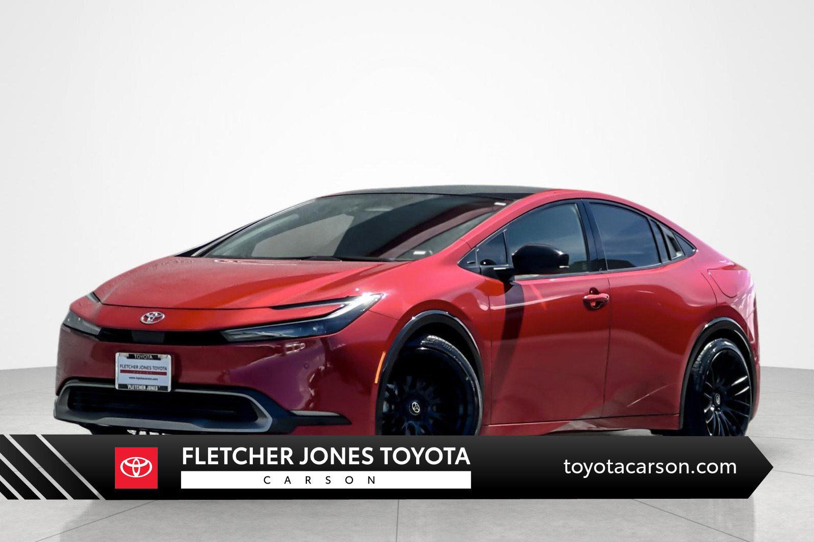 Used 2024 Toyota Prius XLE FWD image 1