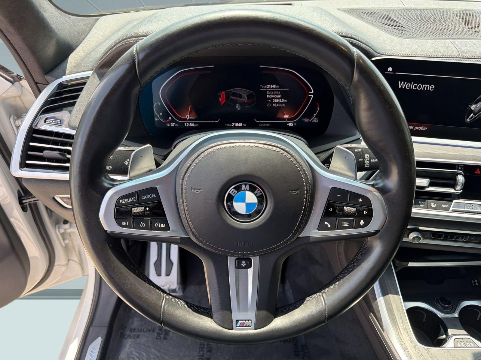 Used 2022 BMW X7 xDrive40i w/ M Sport Package AWD/4WD image 11