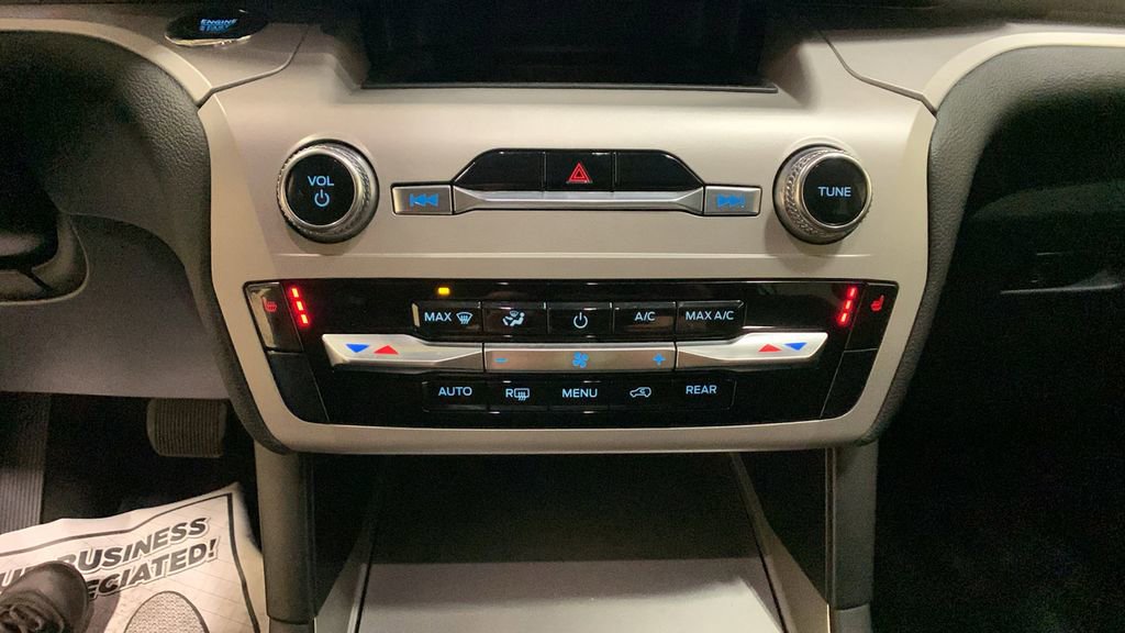 Certified 2023 Ford Explorer XLT image 40