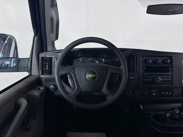 Used 2017 Chevrolet Express 2500 LT w/ LT Preferred Equipment Group RWD image 21