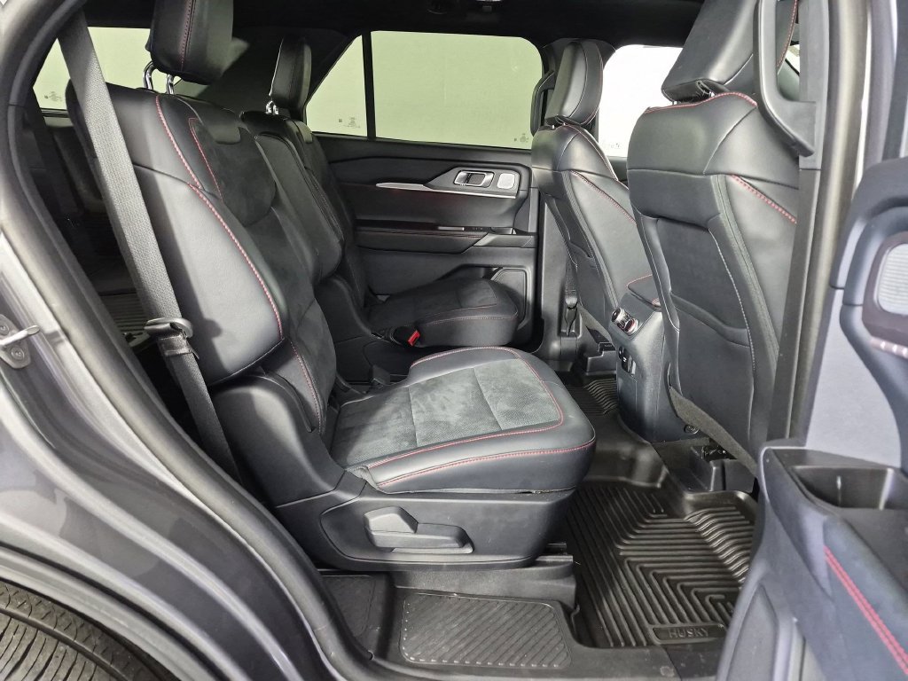 Used 2025 Ford Explorer ST w/ Sun And Sound Package AWD/4WD image 36