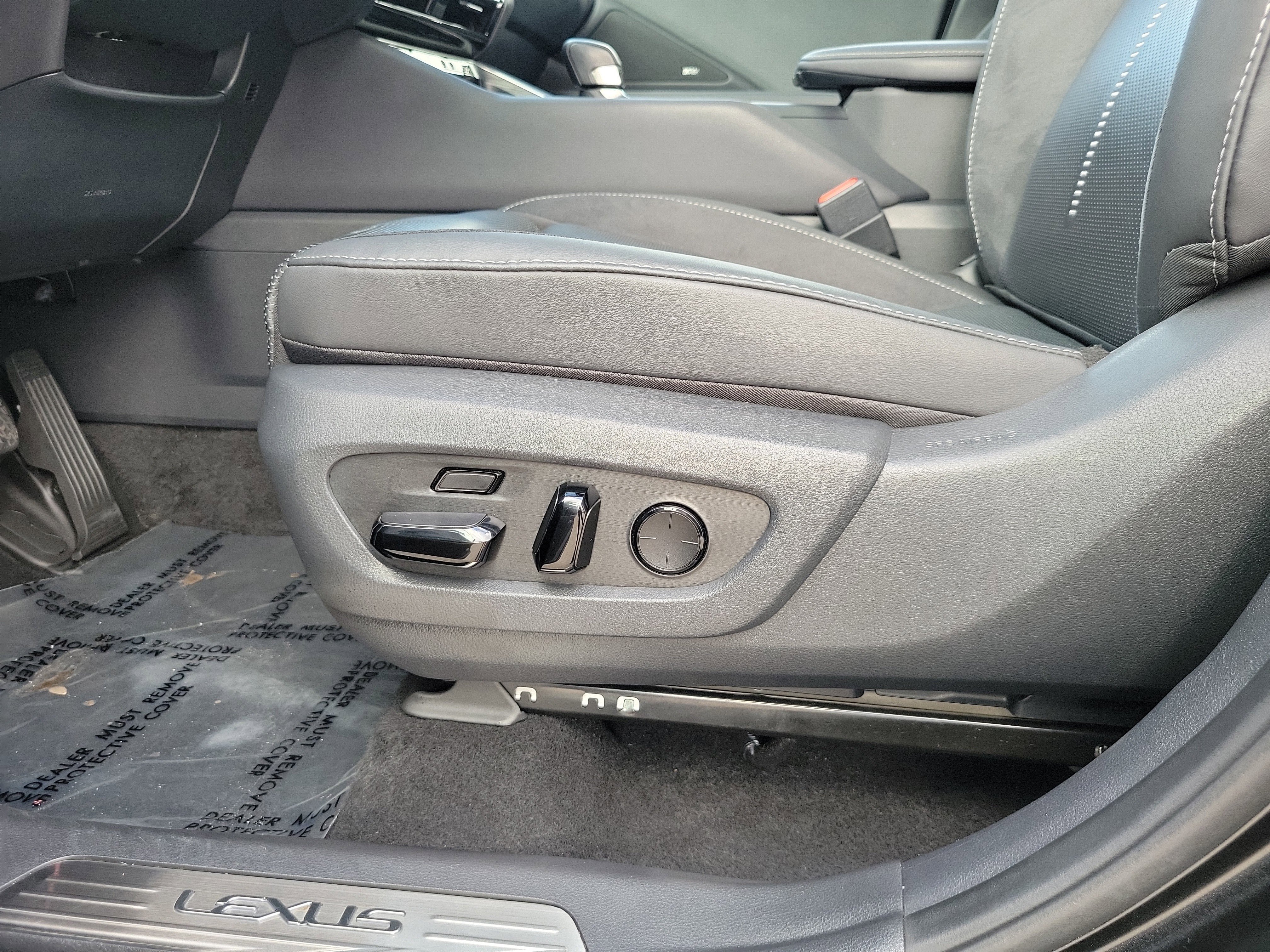 Used 2024 Lexus TX 350 FWD image 13