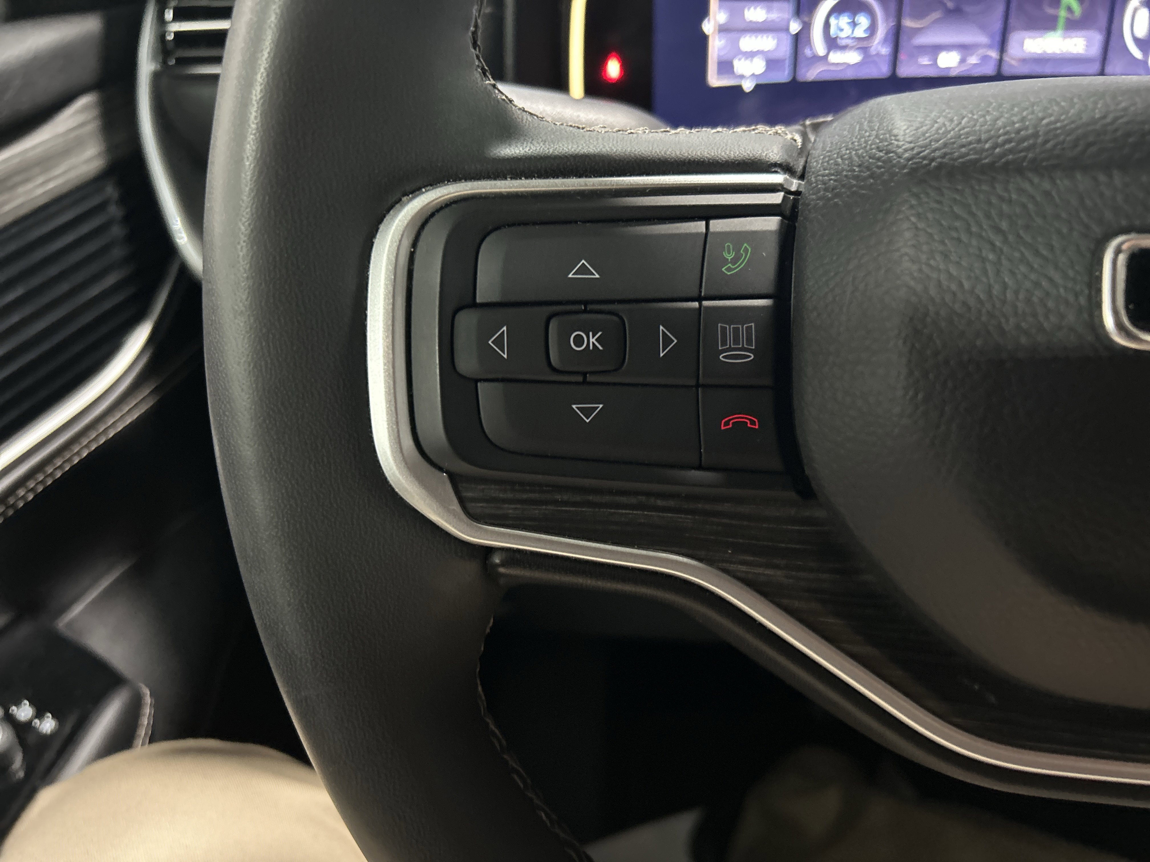 Used 2023 Jeep Wagoneer L Series II image 15