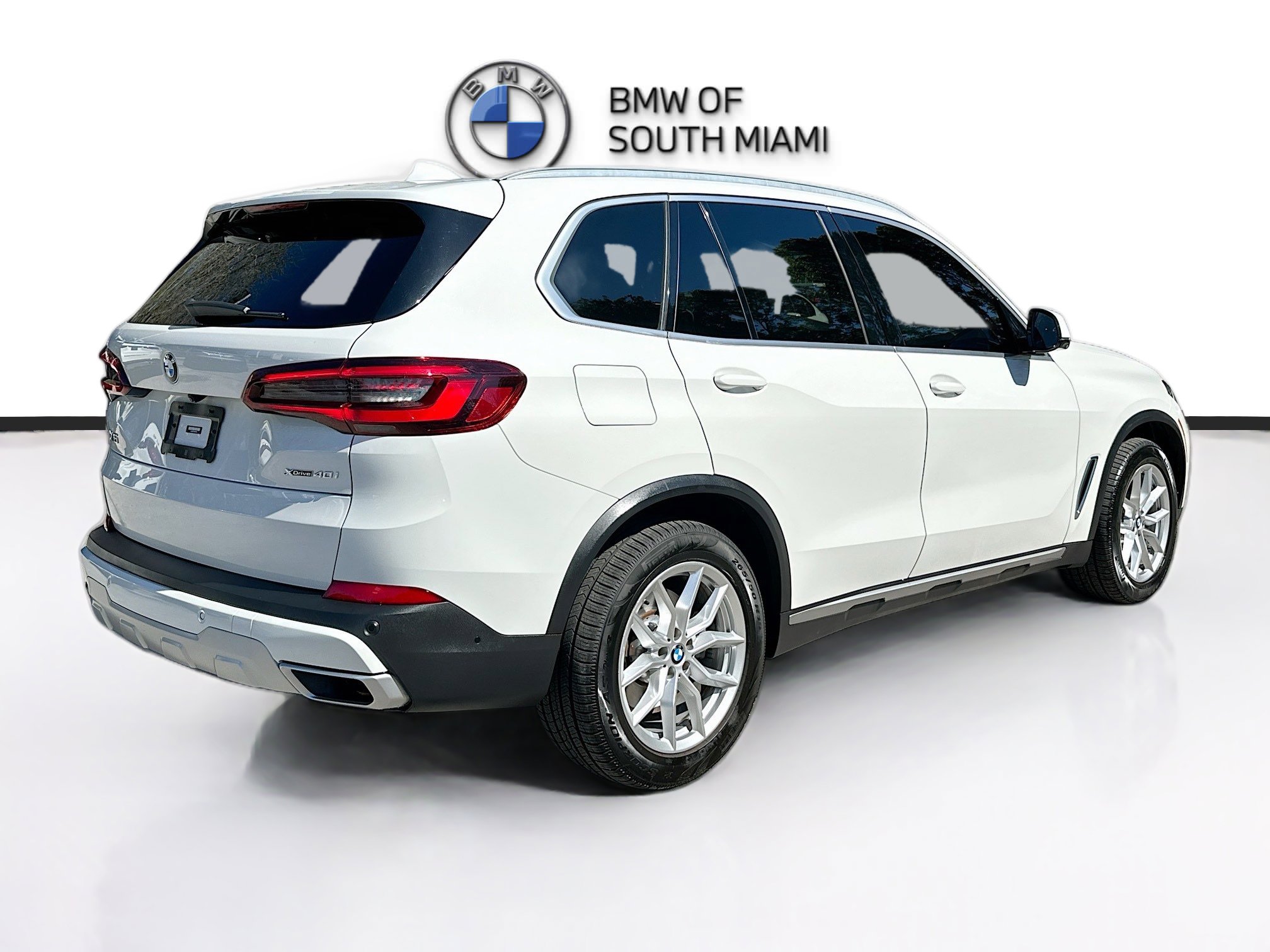 Used 2022 BMW X5 xDrive40i w/ Climate Comfort Package image 7