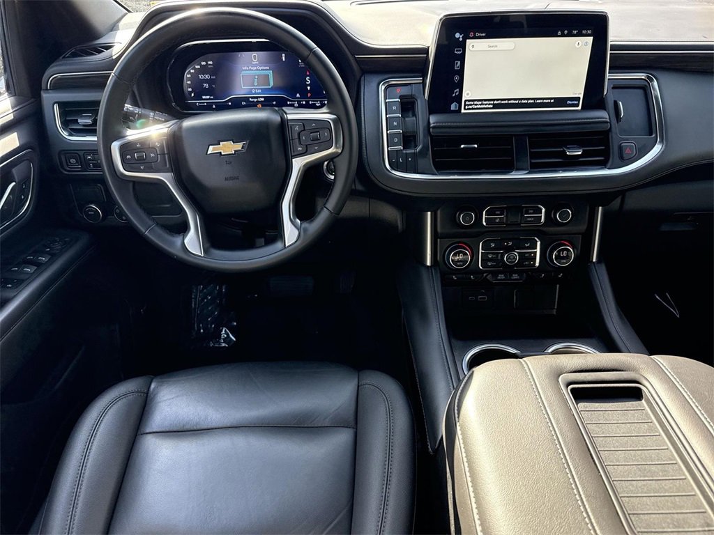 Used 2024 Chevrolet Suburban LT image 18