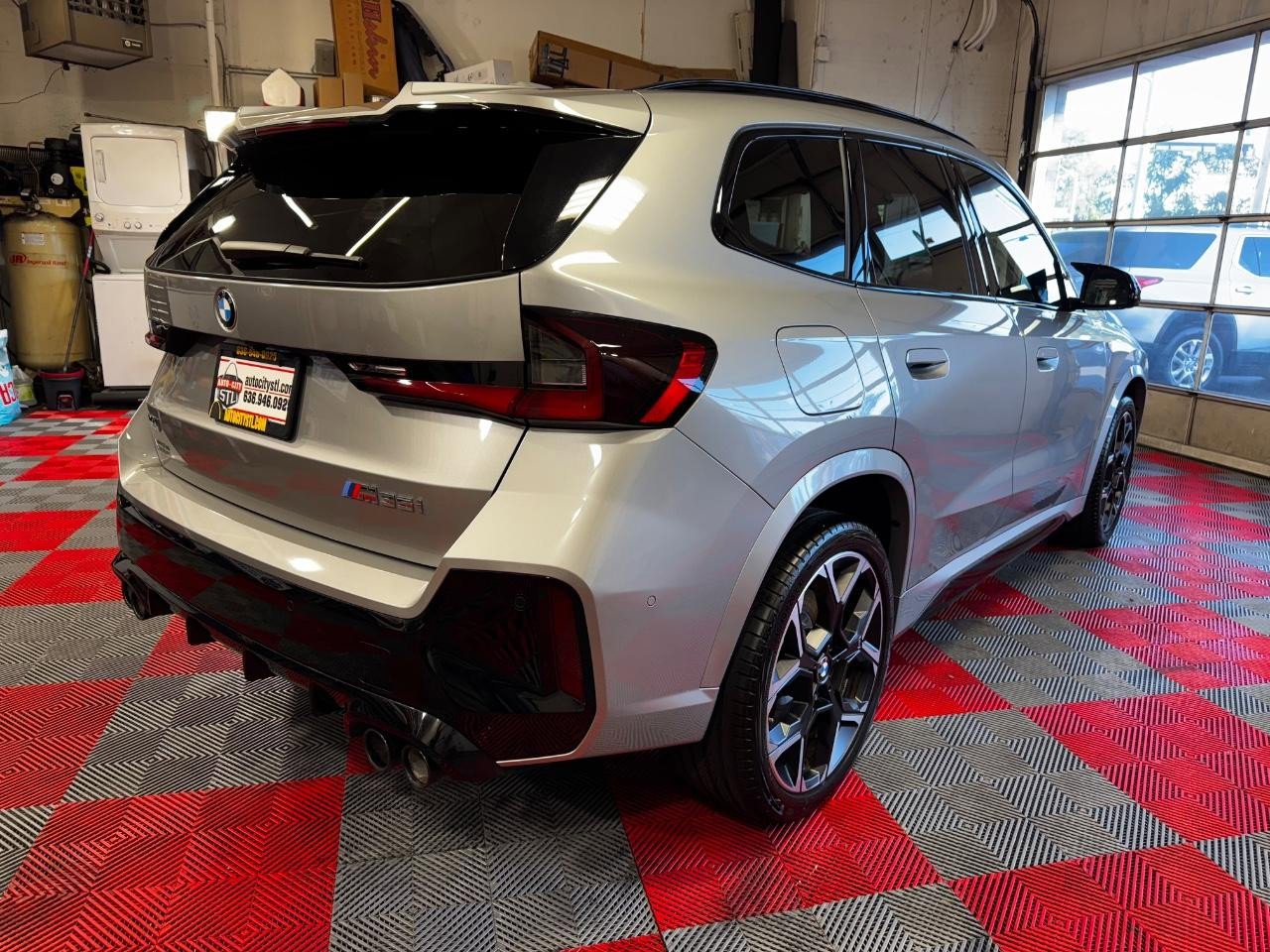 Used 2024 BMW X1 M35i w/ Premium Package image 8