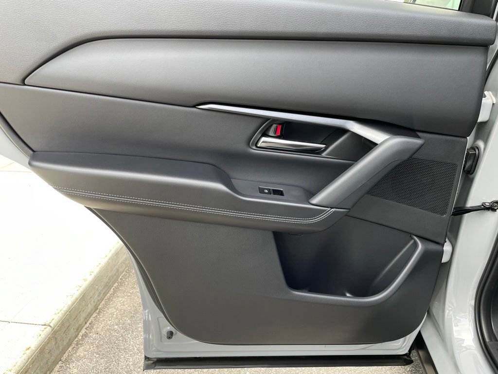 New 2026 MAZDA CX-5 Preferred AWD/4WD image 15