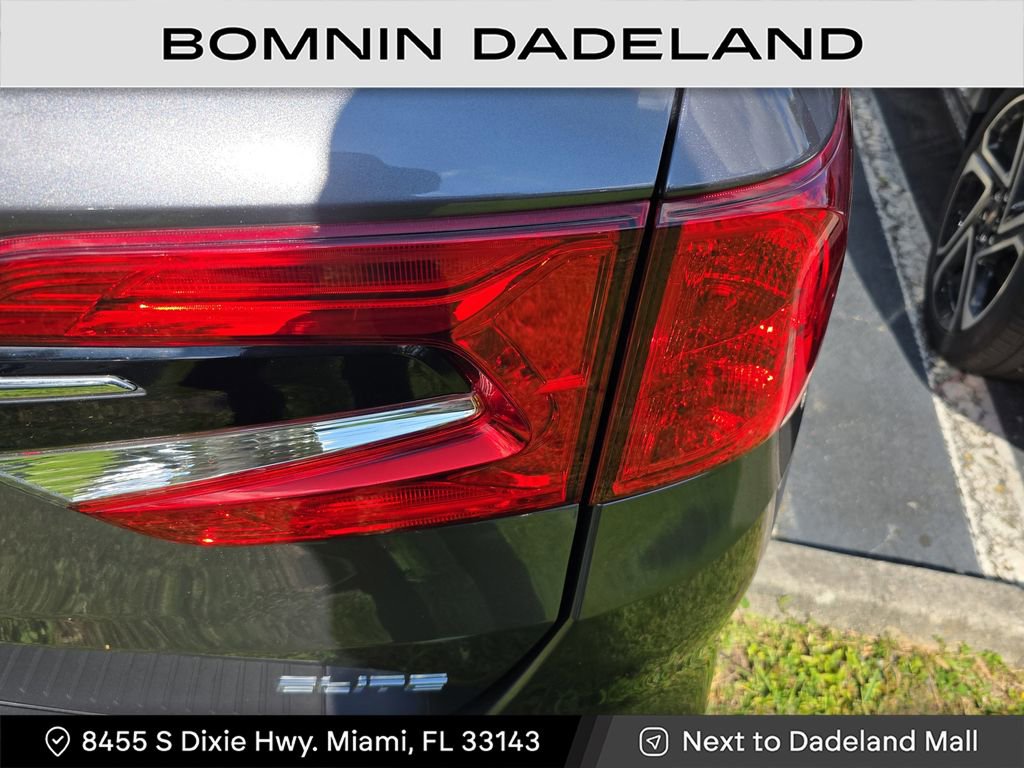 Used 2022 Honda Odyssey Elite image 5