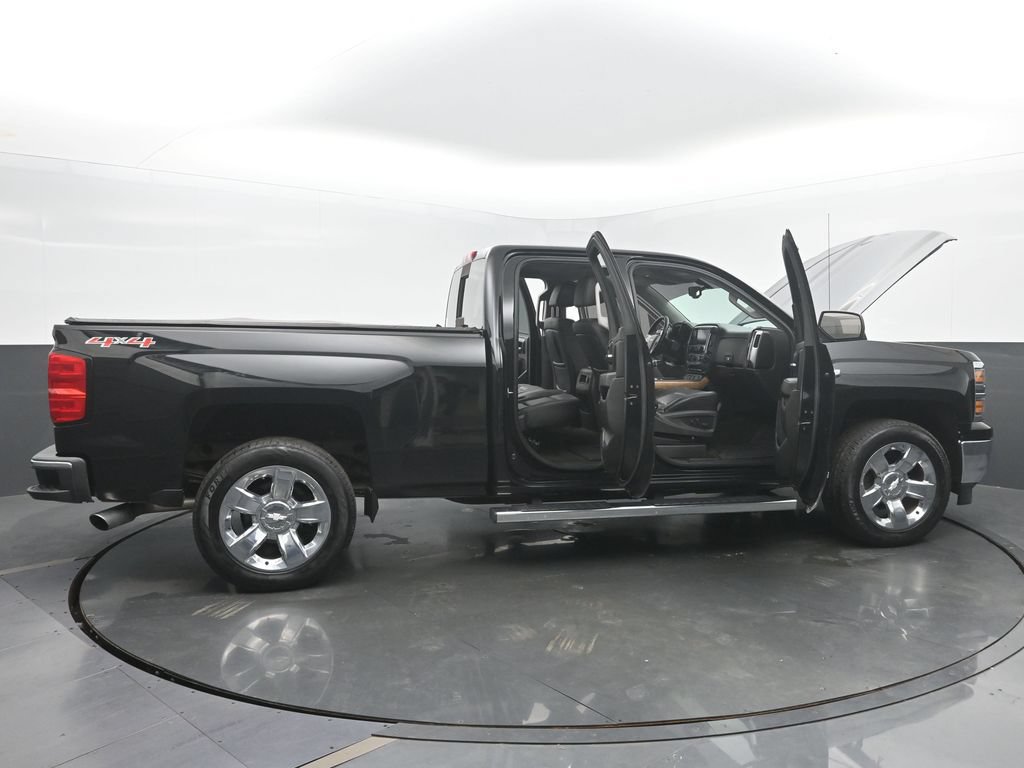 Used 2015 Chevrolet Silverado 1500 LTZ w/ LTZ Plus Package AWD/4WD image 58