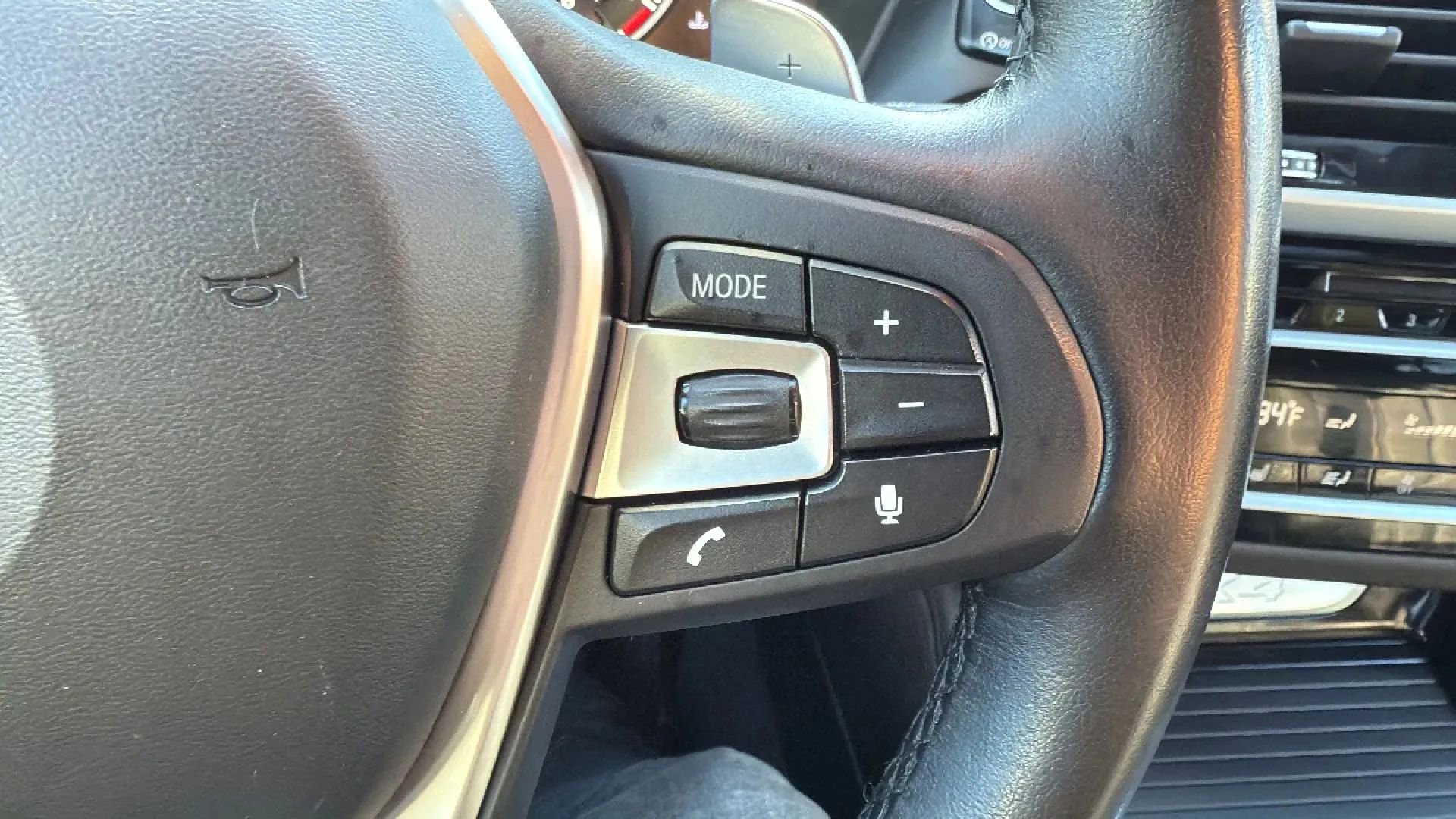 Used 2019 BMW X4 xDrive30i w/ Premium Package image 11