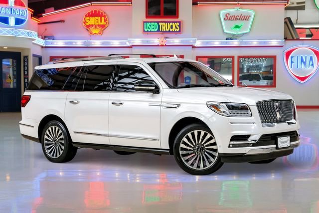 Used 2018 Lincoln Navigator L Reserve w/ Technology Package