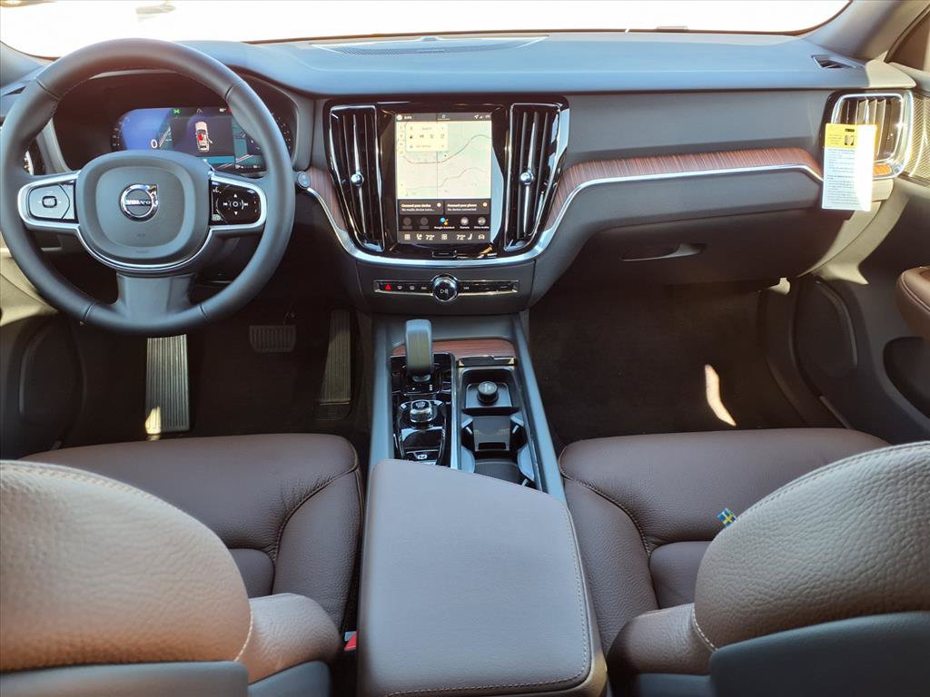 New 2026 Volvo V60 B5 Cross Country Plus w/ Protection Package Premier AWD/4WD image 11