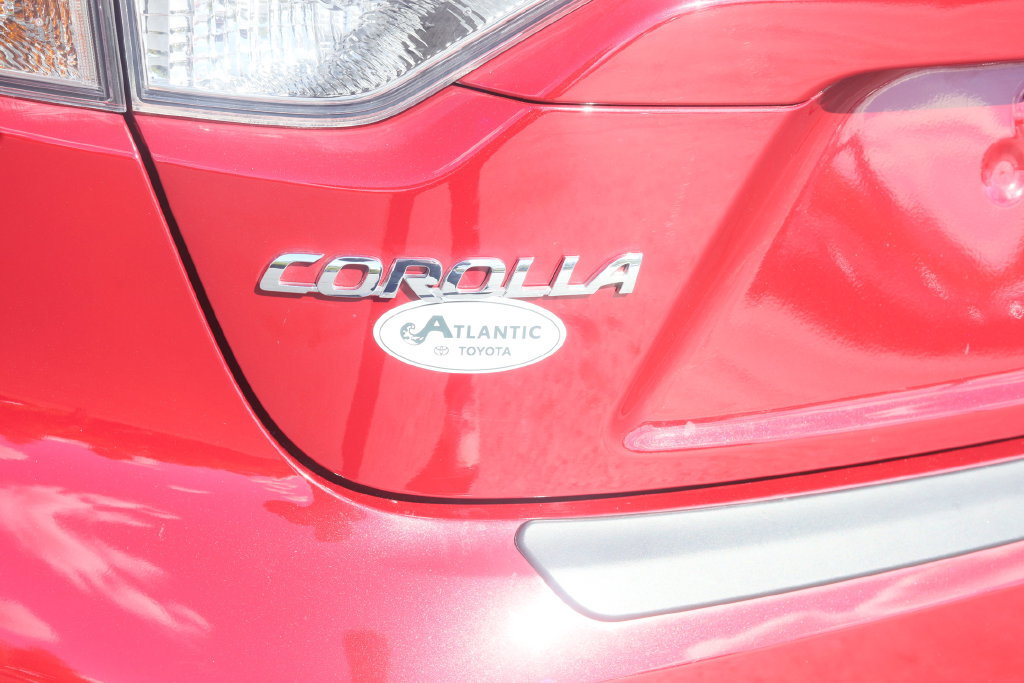 Used 2024 Toyota Corolla LE FWD image 28
