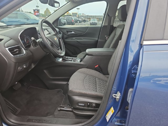 Used 2024 Chevrolet Equinox LT FWD image 9