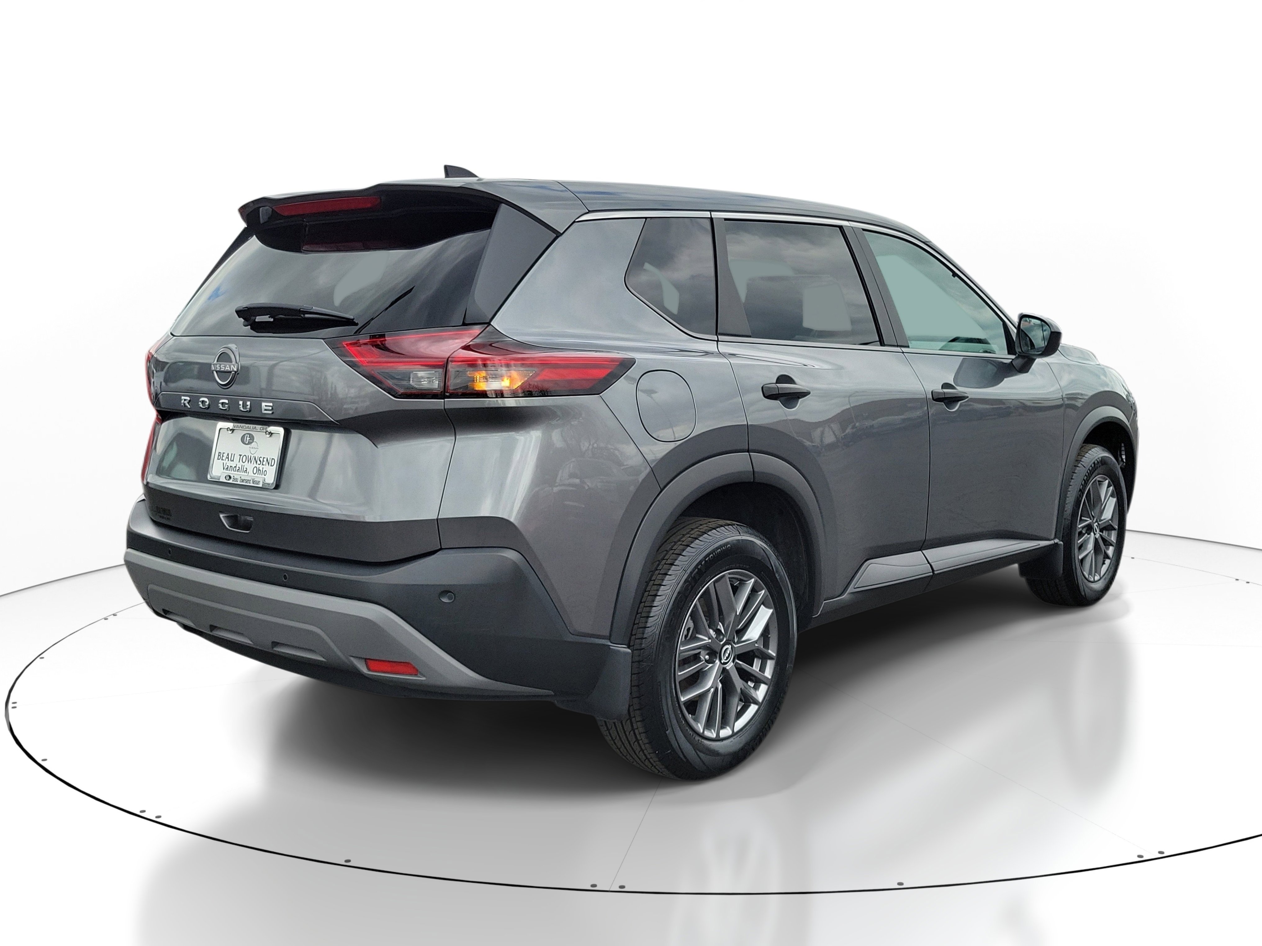 Certified 2022 Nissan Rogue S FWD image 4