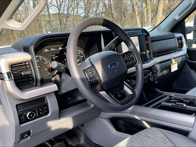 New 2026 Ford F350 XLT w/ FX4 Off-Road Package image 7