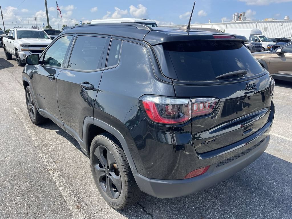 Used 2021 Jeep Compass Latitude w/ Sun and Sound Group AWD/4WD image 6