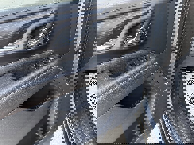 Used 2021 GMC Yukon Denali w/ Denali Ultimate Package image 36